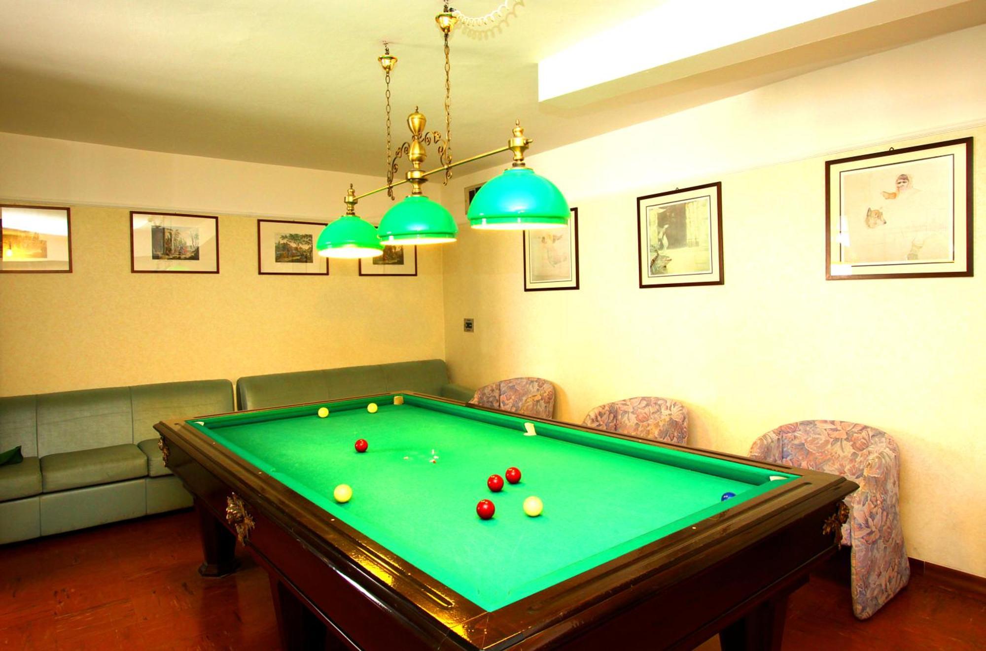 Hotel Garden Терни Экстерьер фото